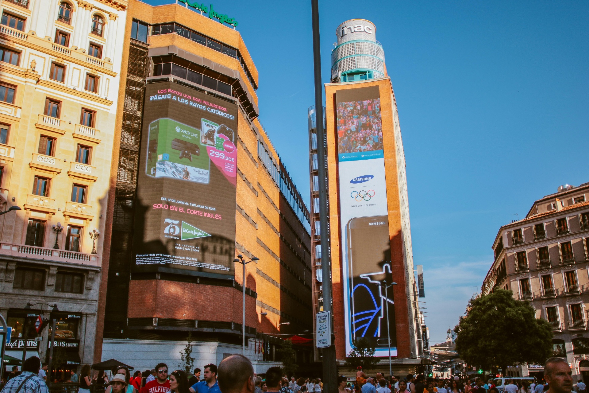 Aumento de inversión en DOOH en 2025 según nuevas tendencias
